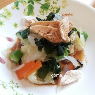 鶏ササミと茹で野菜のサラダ